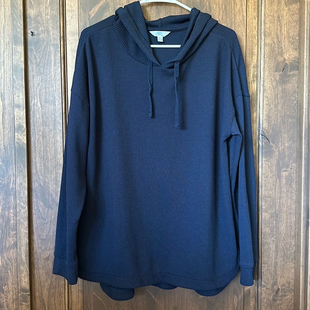 Hooded tunic